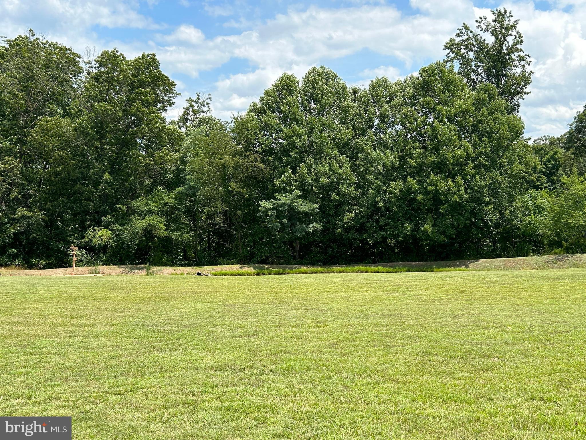 DUNMORE RIDGE PARK - Residential