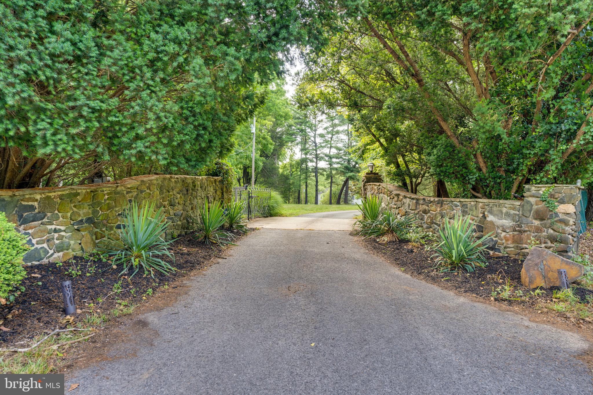 HISTORIC SAVAGE MILL - Residential