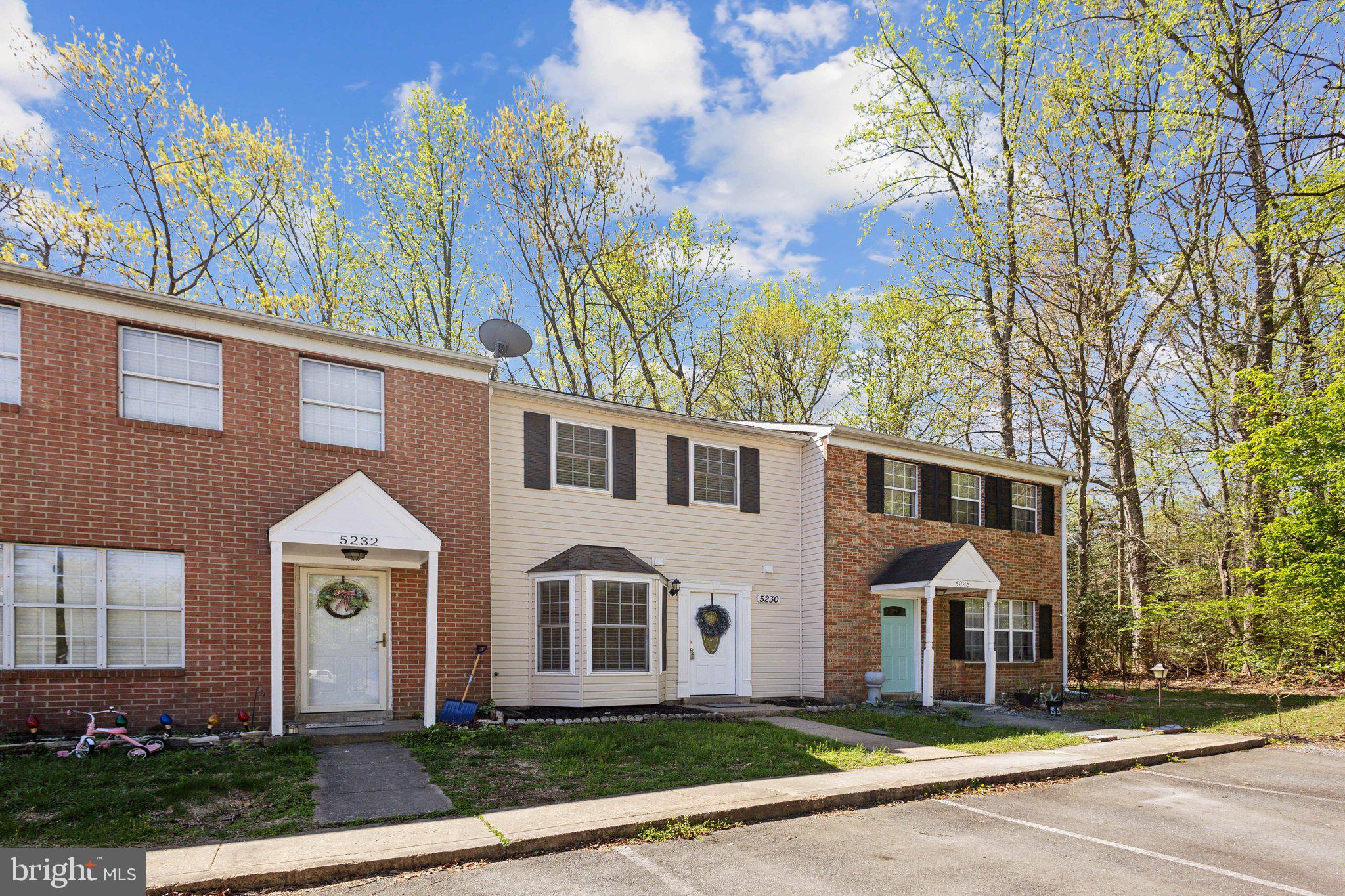WILLIAMS CREEK TOWNHOUSE - Residential