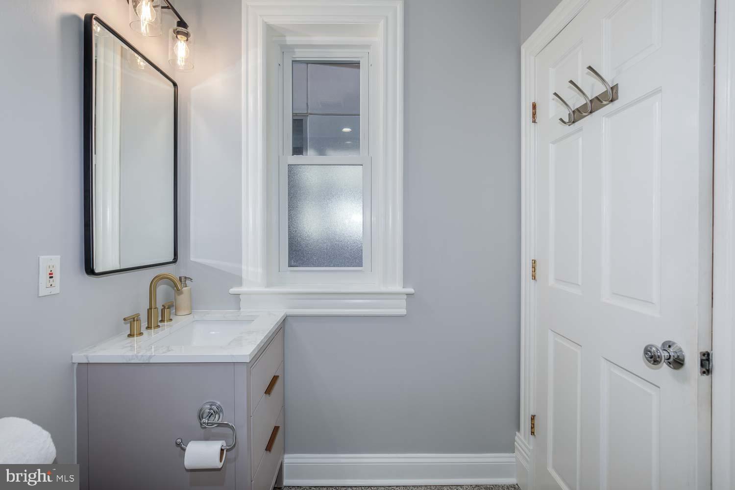 LOGAN CIRCLE - Residential