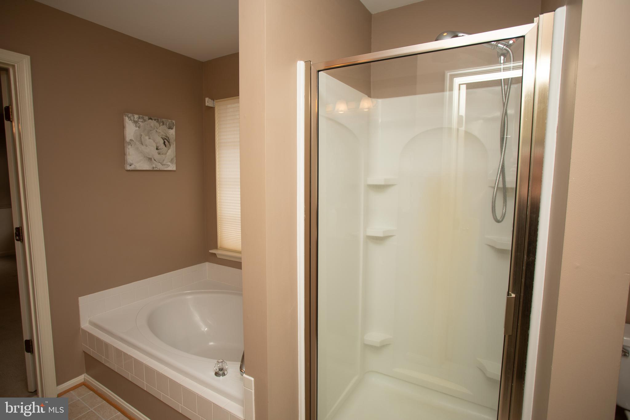 CARRIAGE CROSSING - Residential