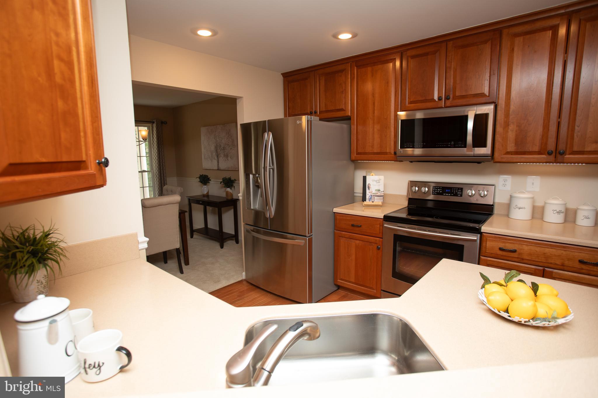 CARRIAGE CROSSING - Residential