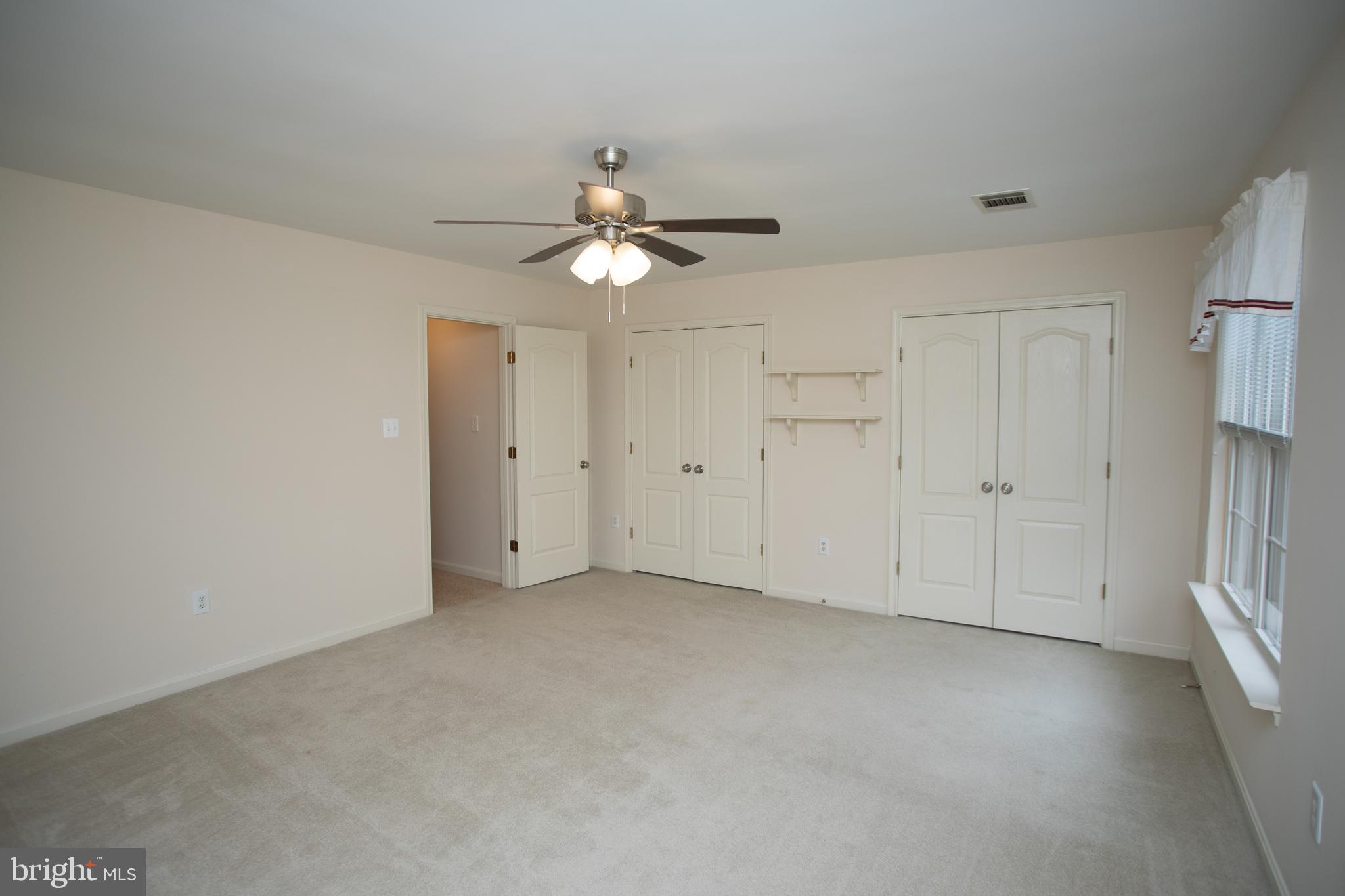 CARRIAGE CROSSING - Residential