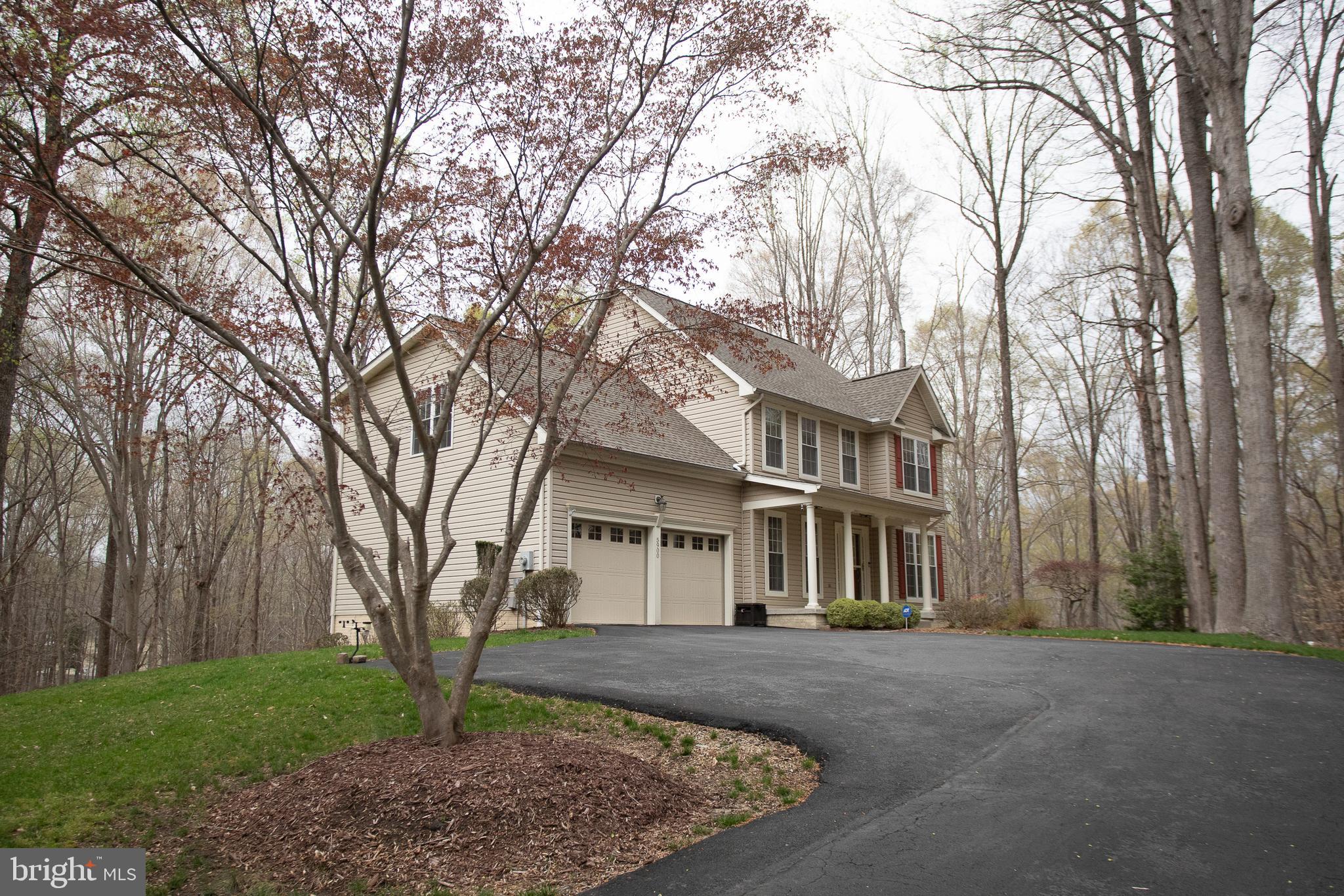 CARRIAGE CROSSING - Residential