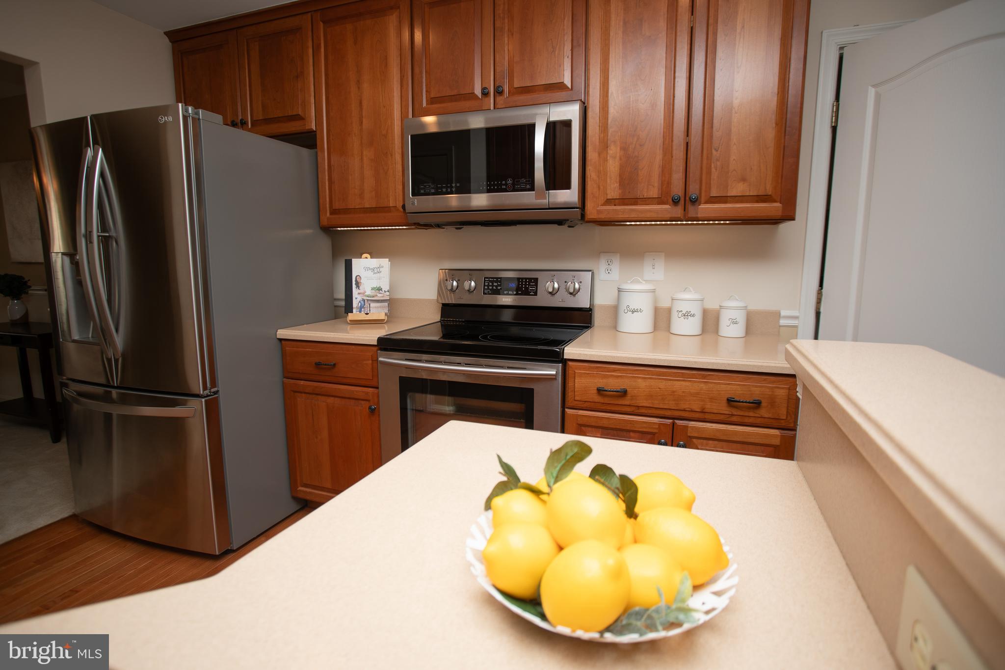 CARRIAGE CROSSING - Residential