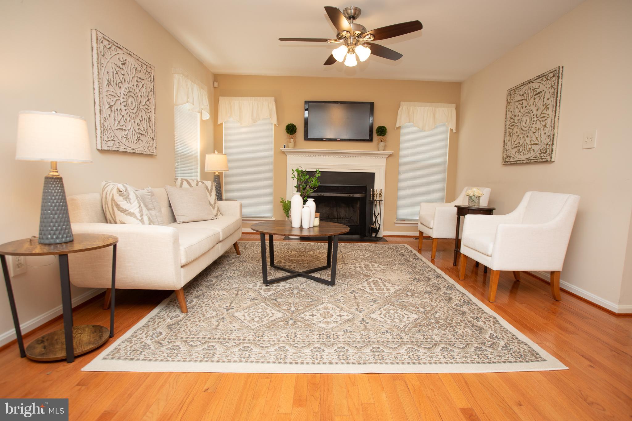 CARRIAGE CROSSING - Residential