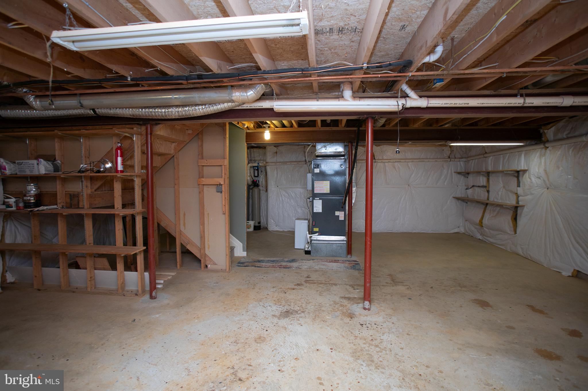 CARRIAGE CROSSING - Residential