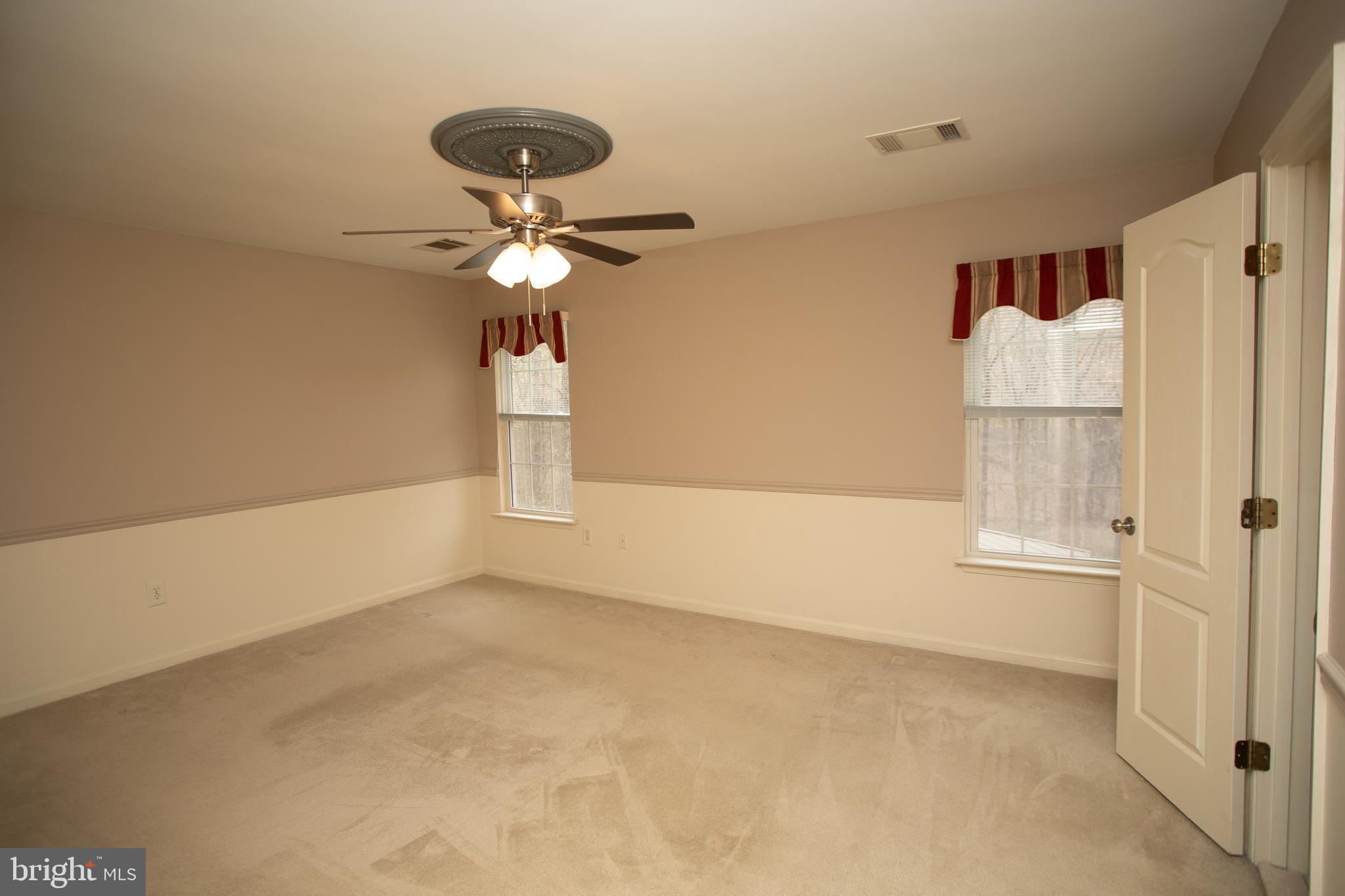 CARRIAGE CROSSING - Residential