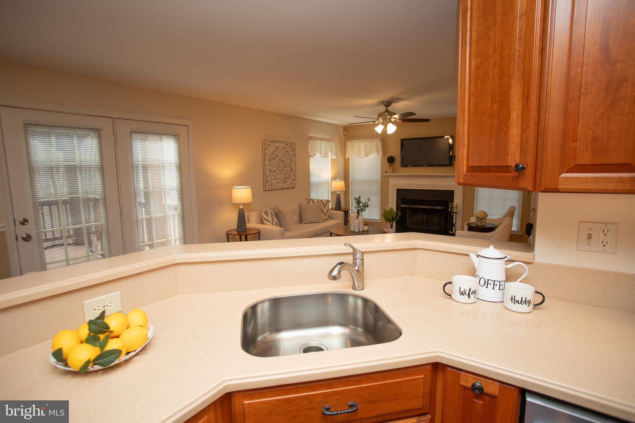 CARRIAGE CROSSING - Residential