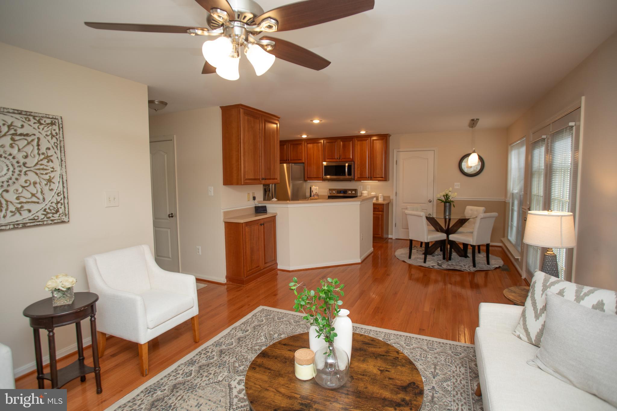 CARRIAGE CROSSING - Residential