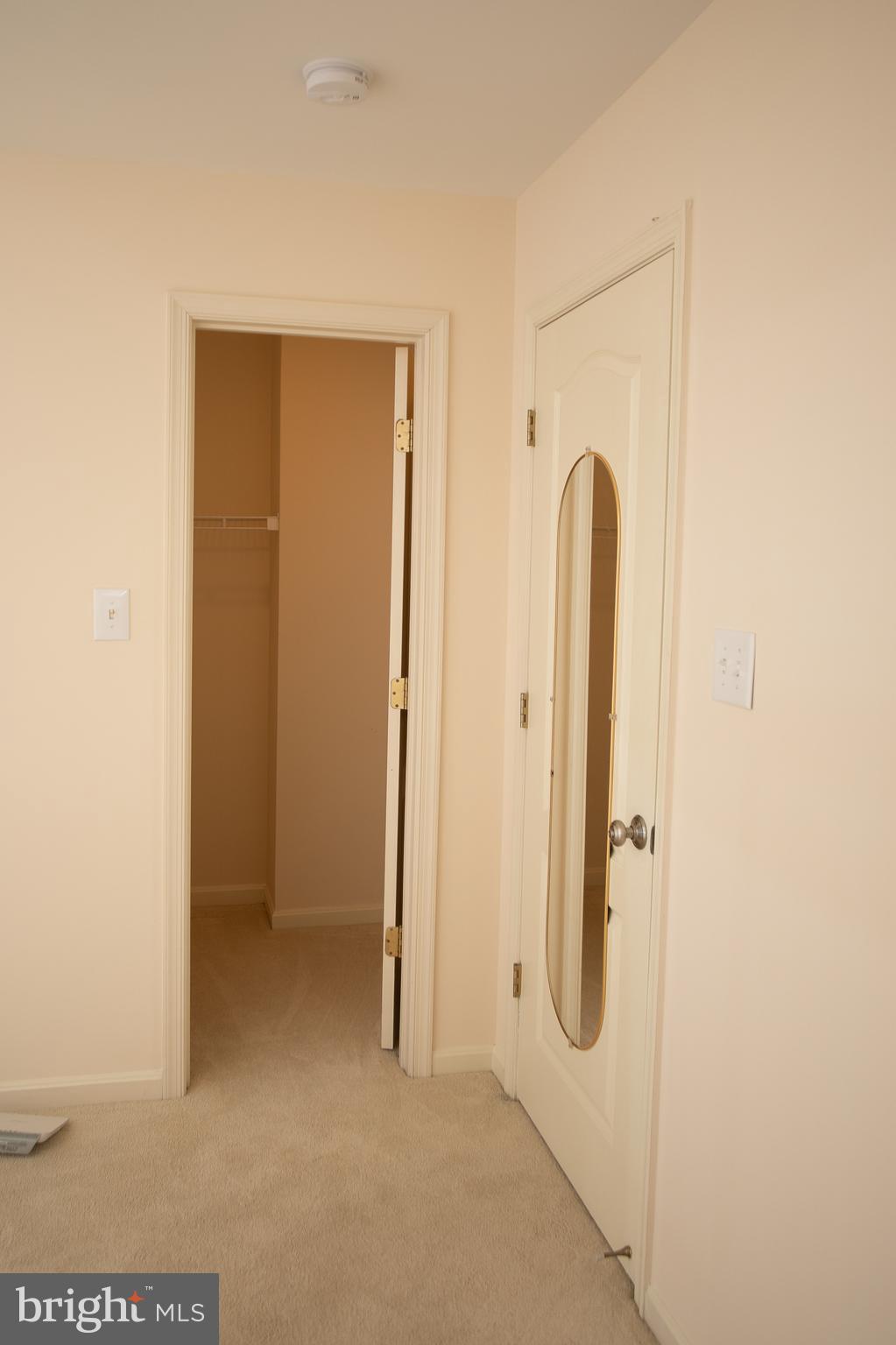 CARRIAGE CROSSING - Residential