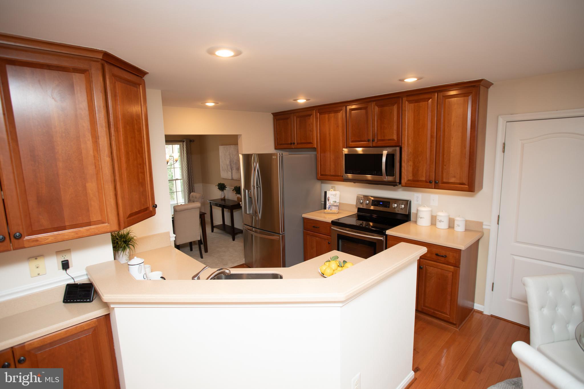 CARRIAGE CROSSING - Residential