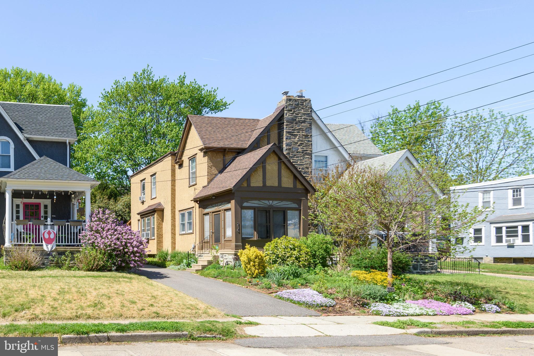 235 W PLUMSTEAD AVENUE