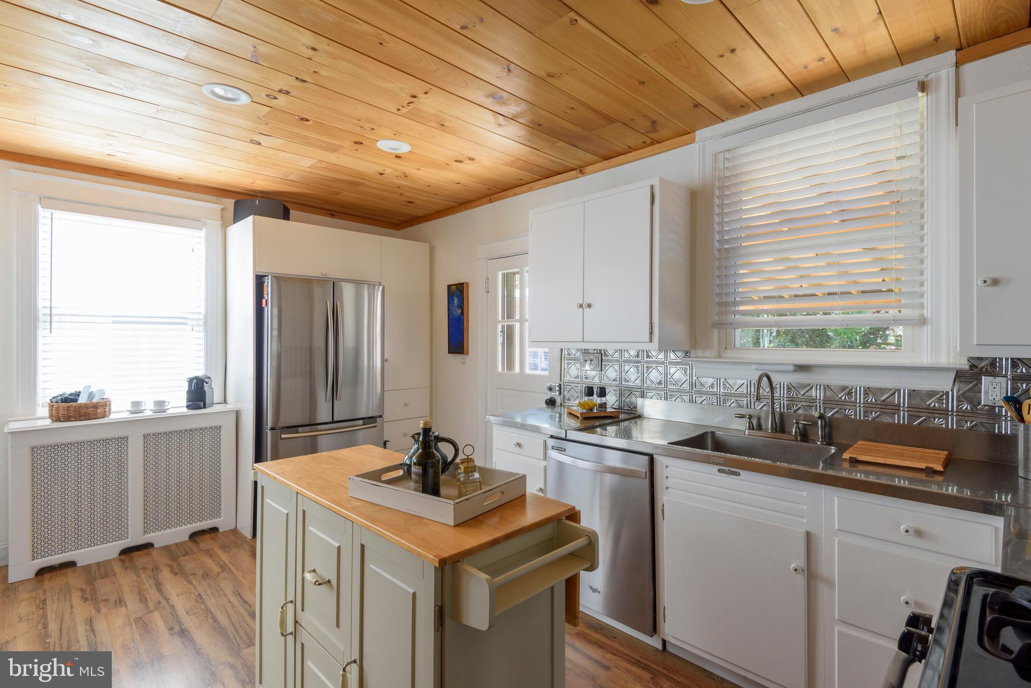 LANSDOWNE - Residential