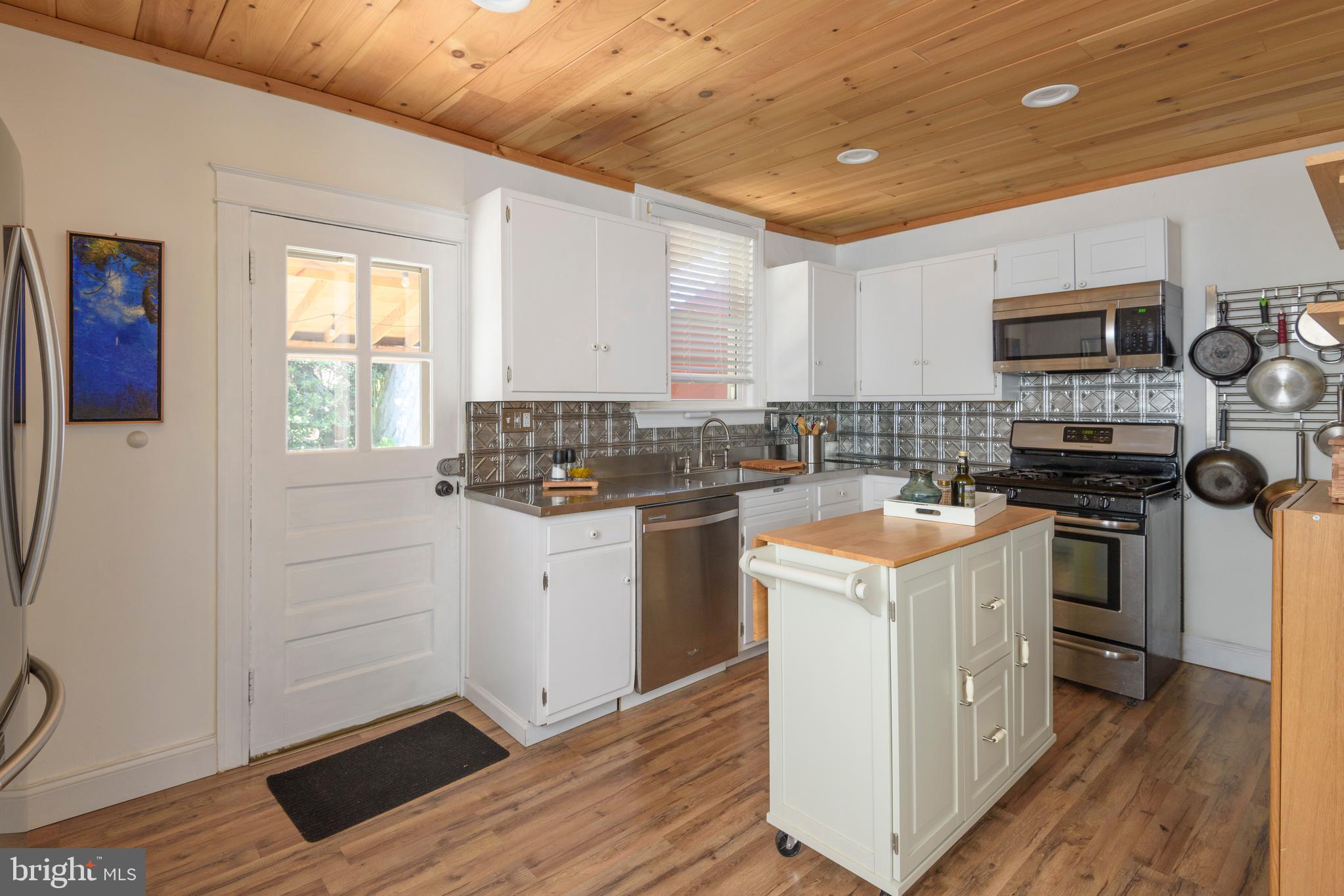 LANSDOWNE - Residential