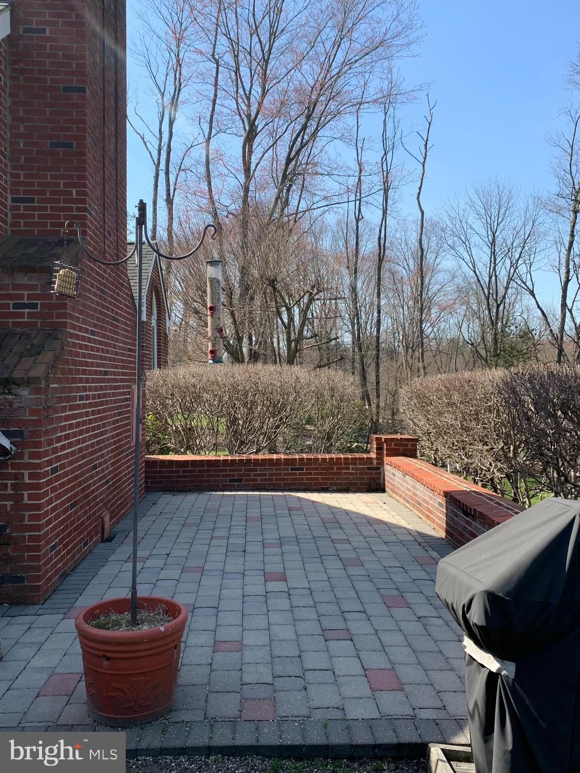 THORNBURY - Residential