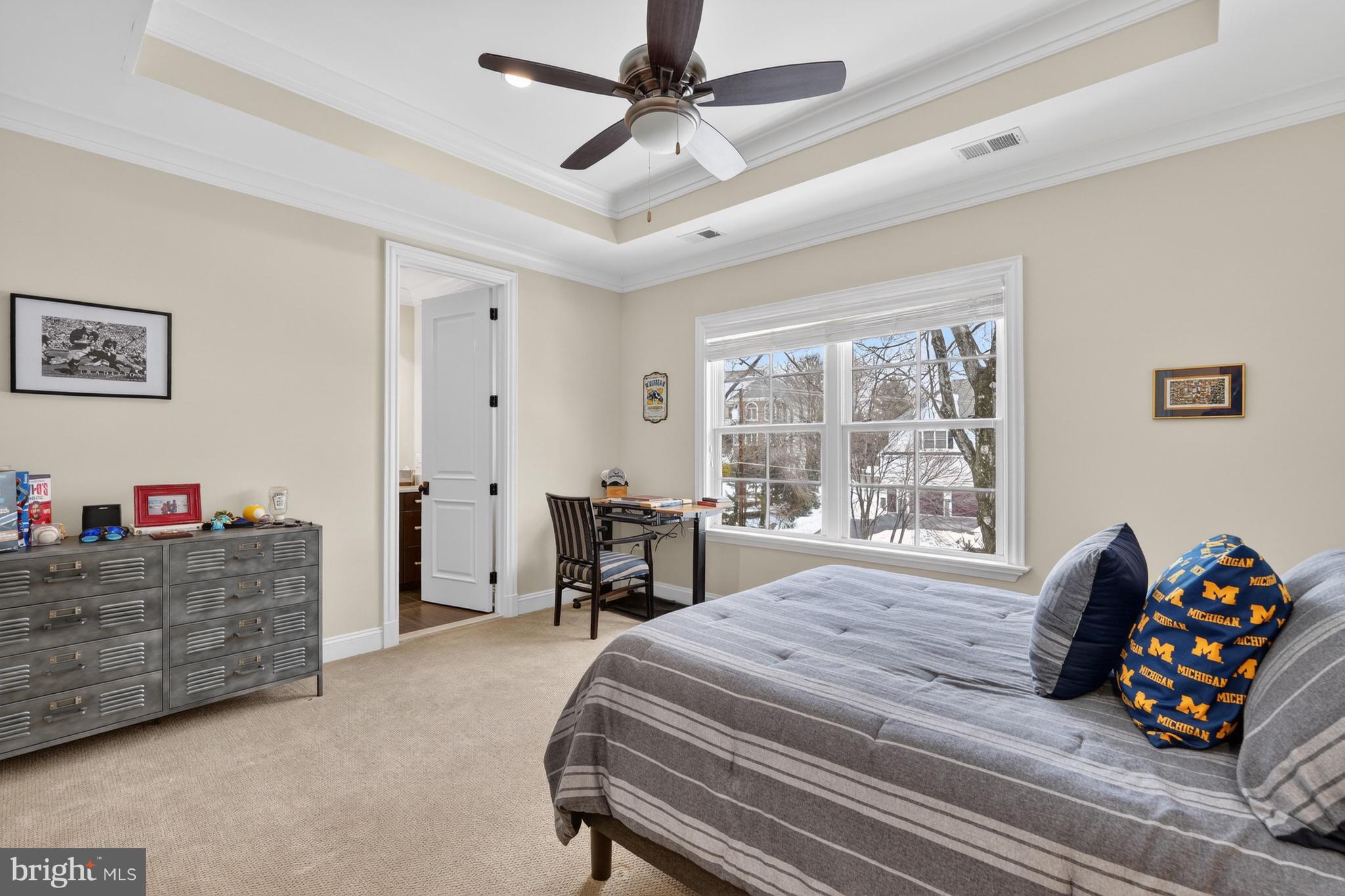 SALONA VILLAGE - Residential