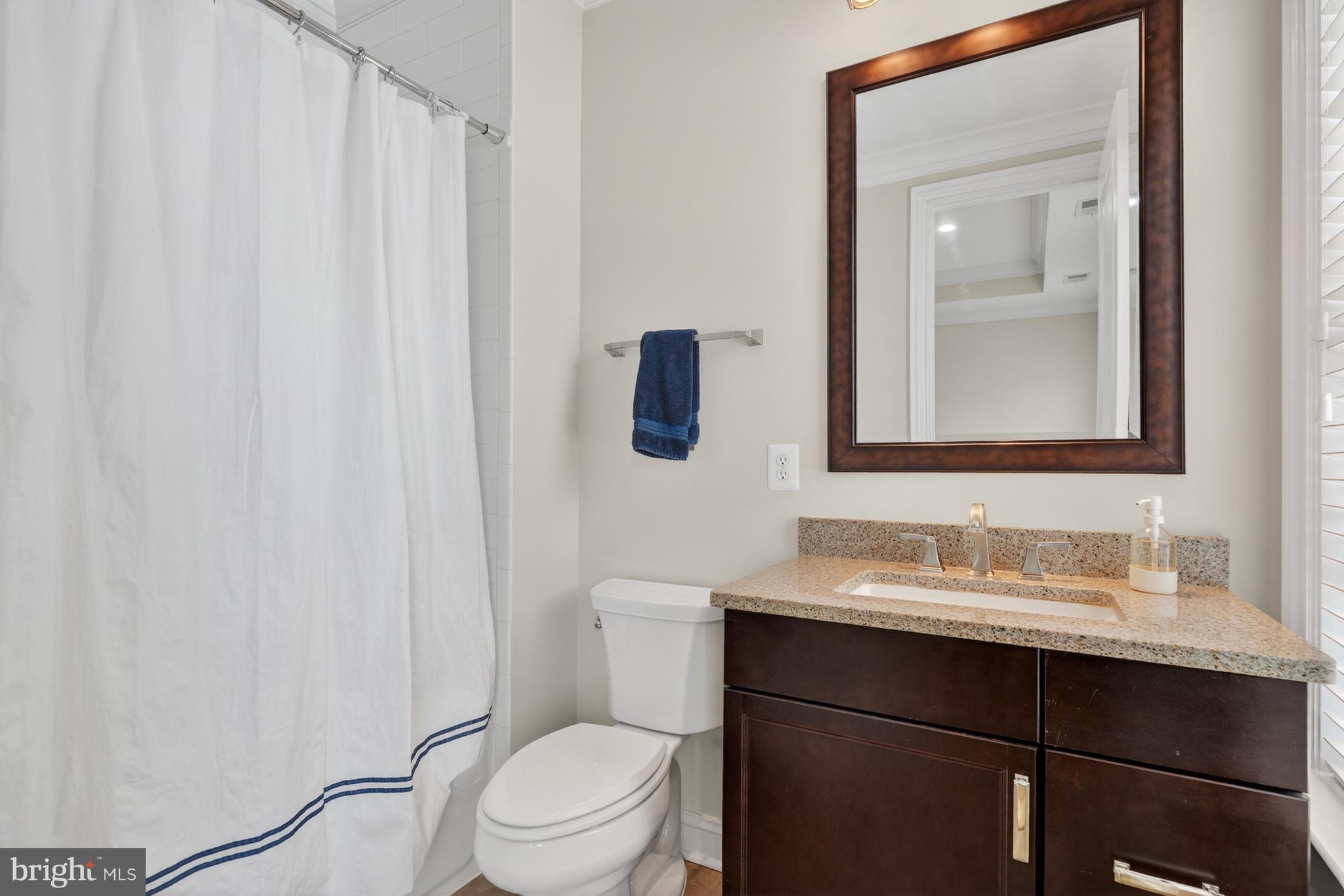 SALONA VILLAGE - Residential