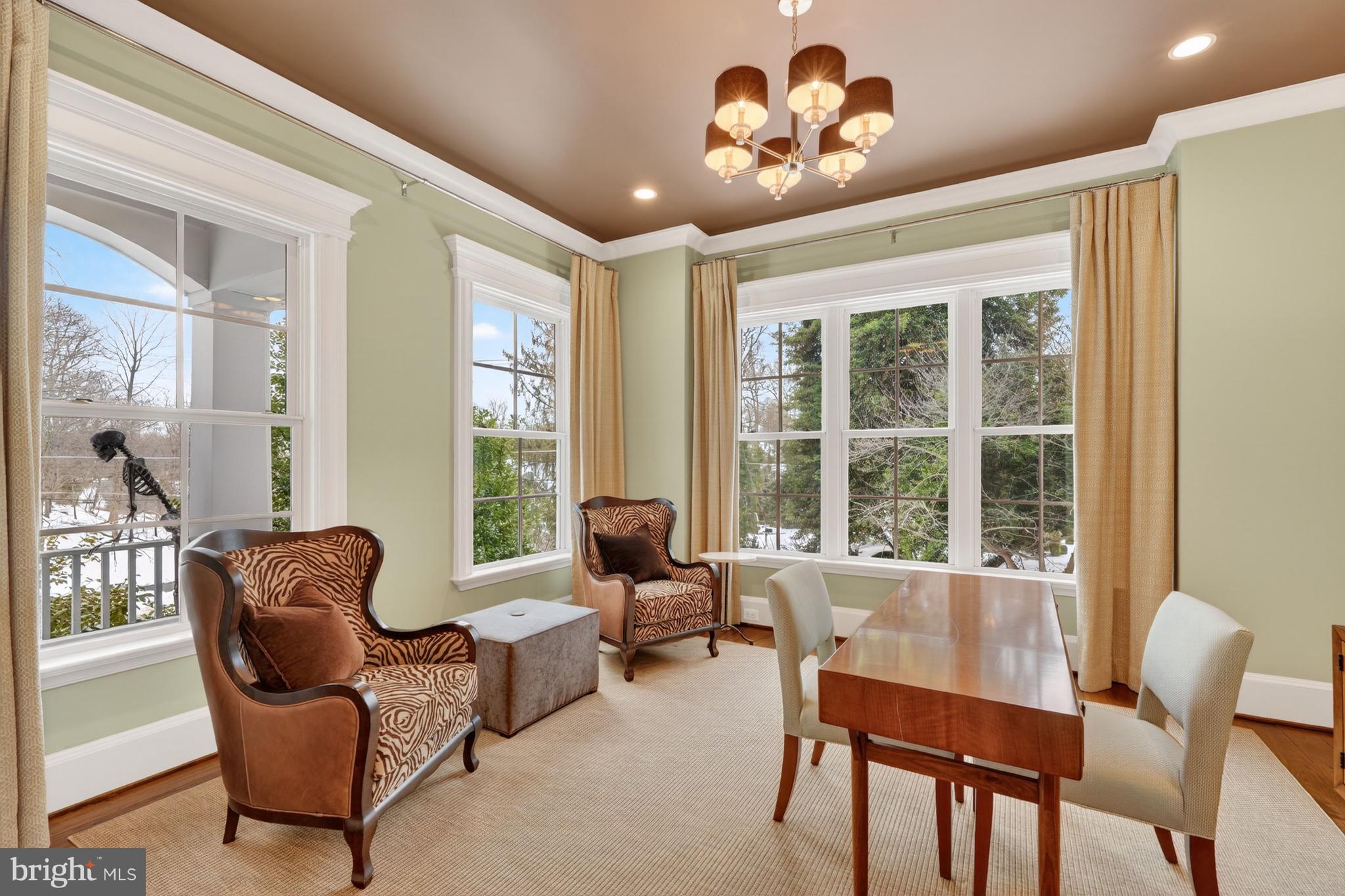 SALONA VILLAGE - Residential