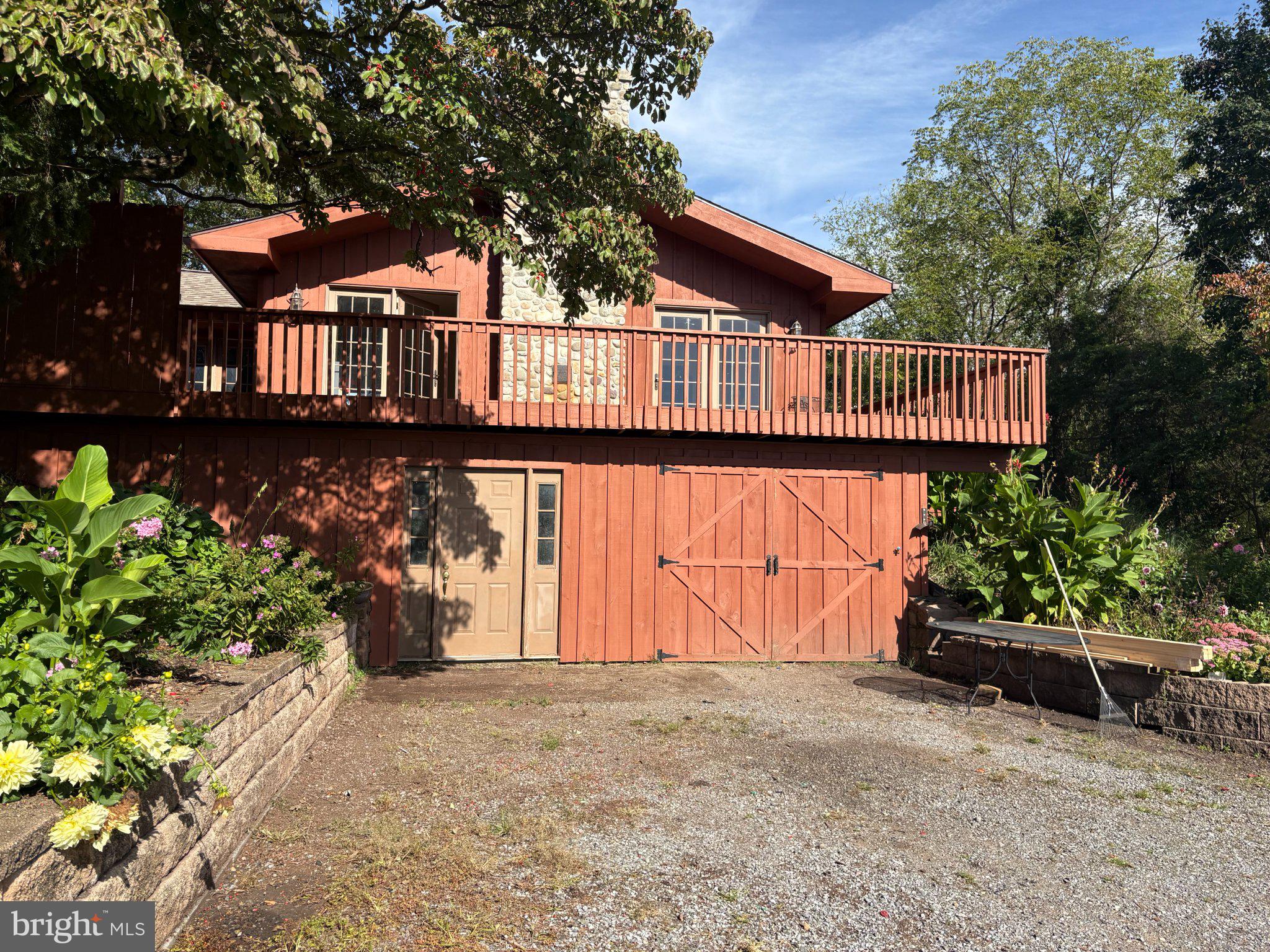 218 GOLF COURSE ROAD
