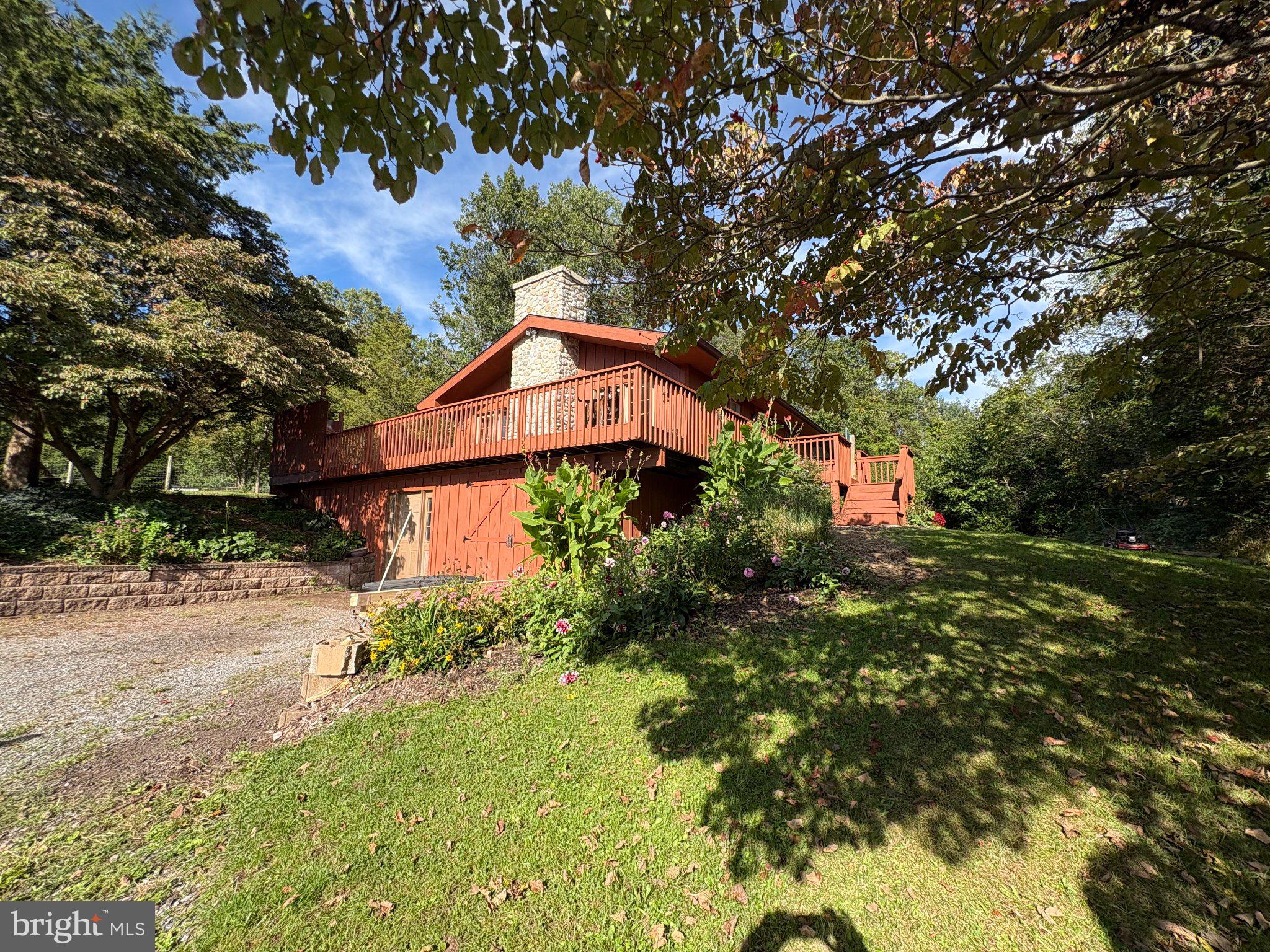 218 GOLF COURSE ROAD