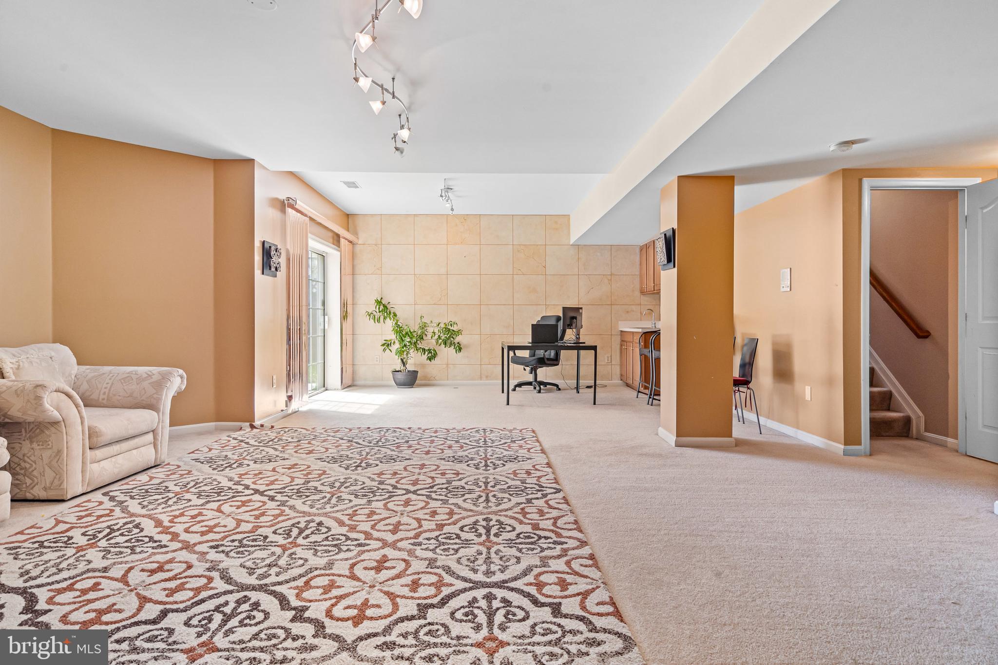 WESLEY WOODS - Residential