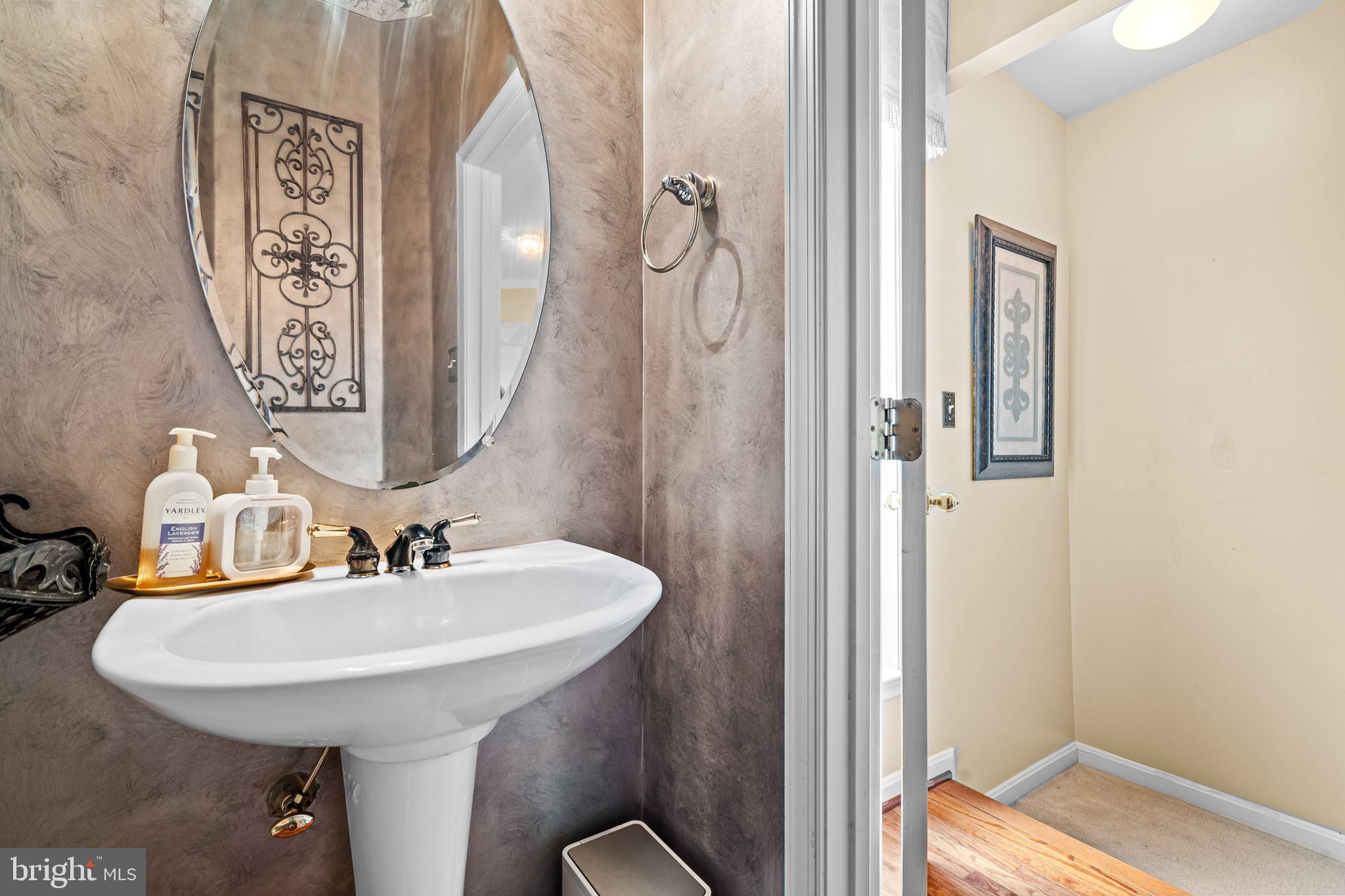 WESLEY WOODS - Residential