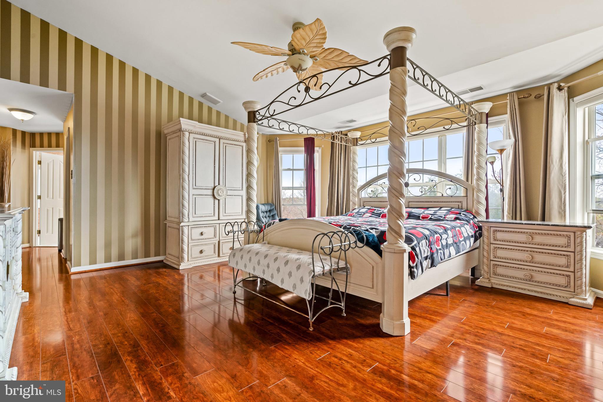 WESLEY WOODS - Residential