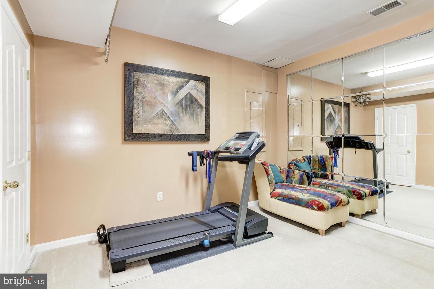 WESLEY WOODS - Residential