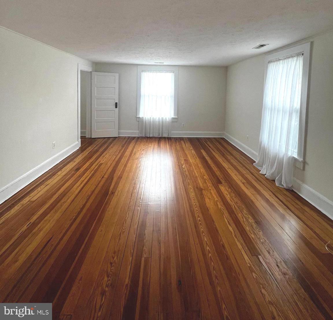 TOWN OF BERRYVILLE - Residential Lease