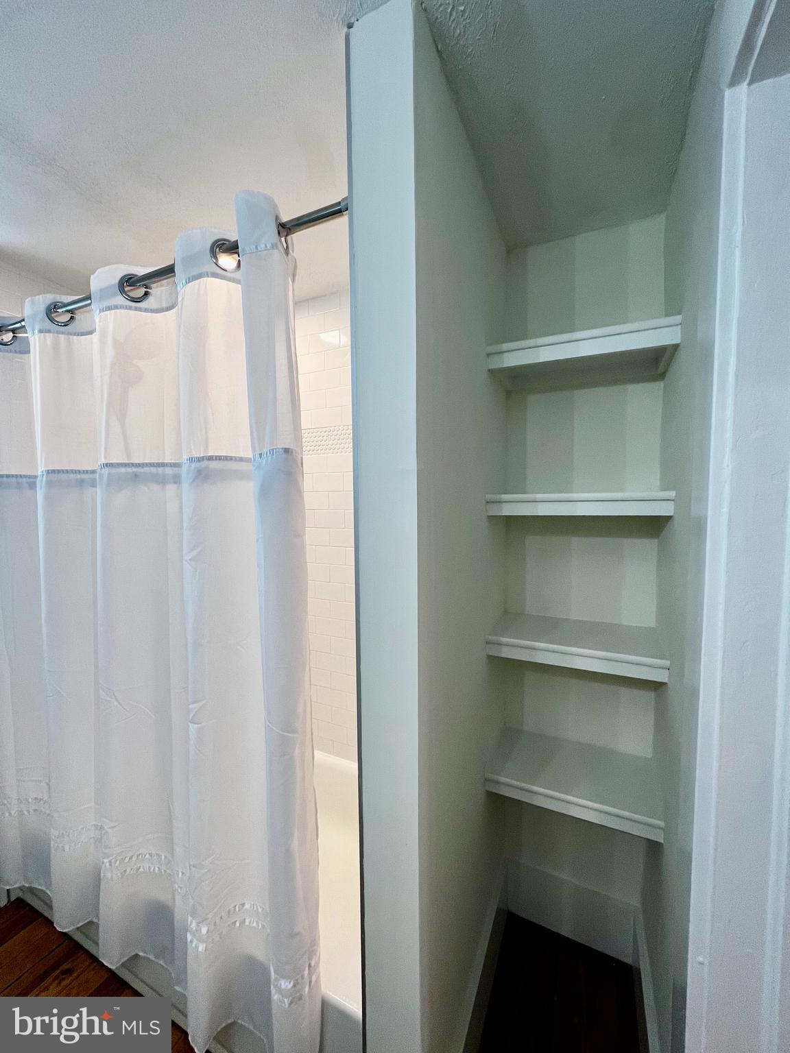 TOWN OF BERRYVILLE - Residential Lease