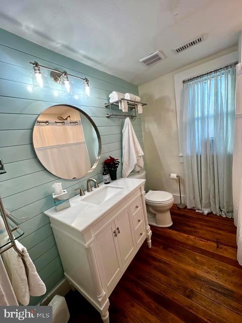 TOWN OF BERRYVILLE - Residential Lease