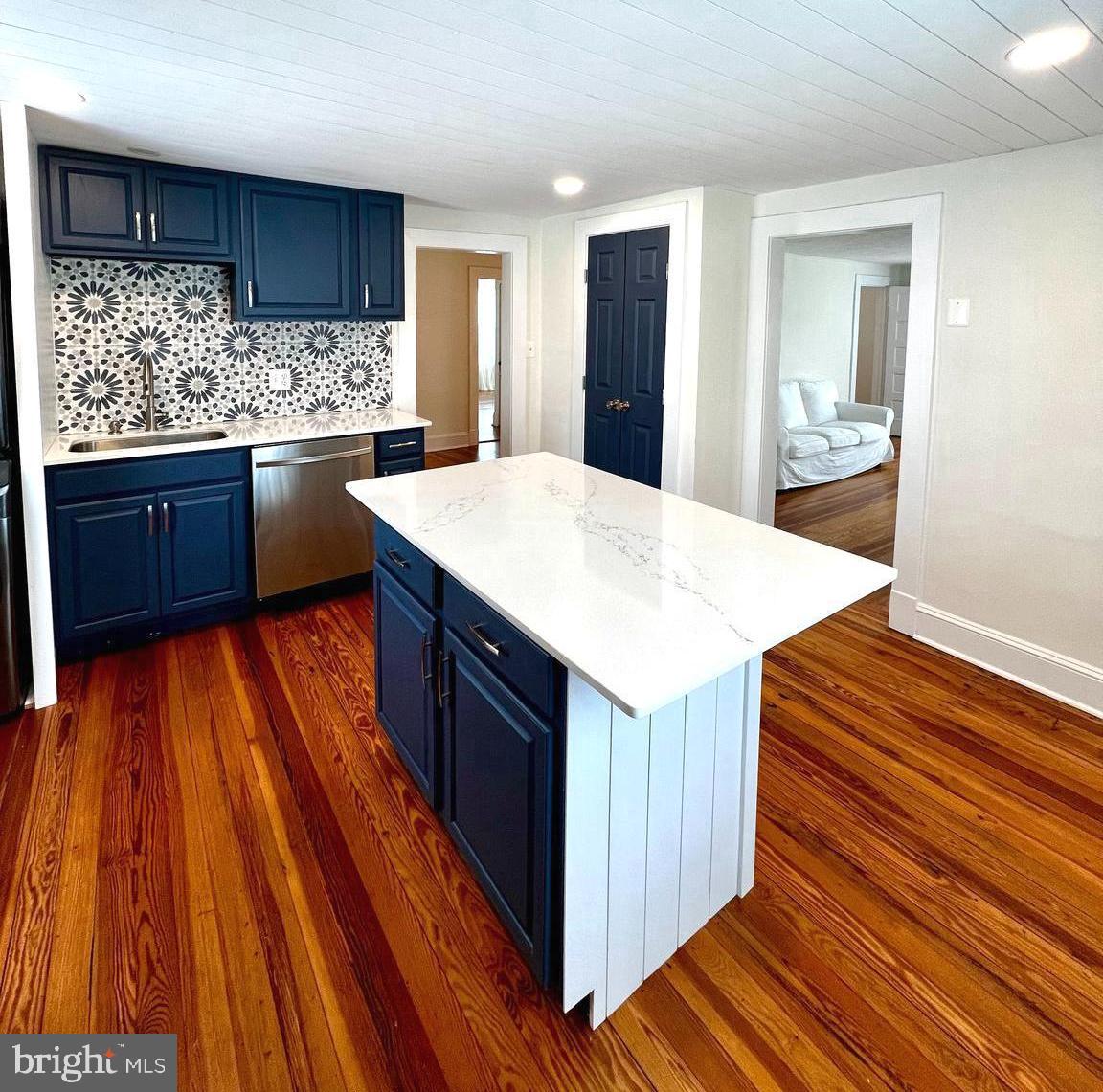 TOWN OF BERRYVILLE - Residential Lease