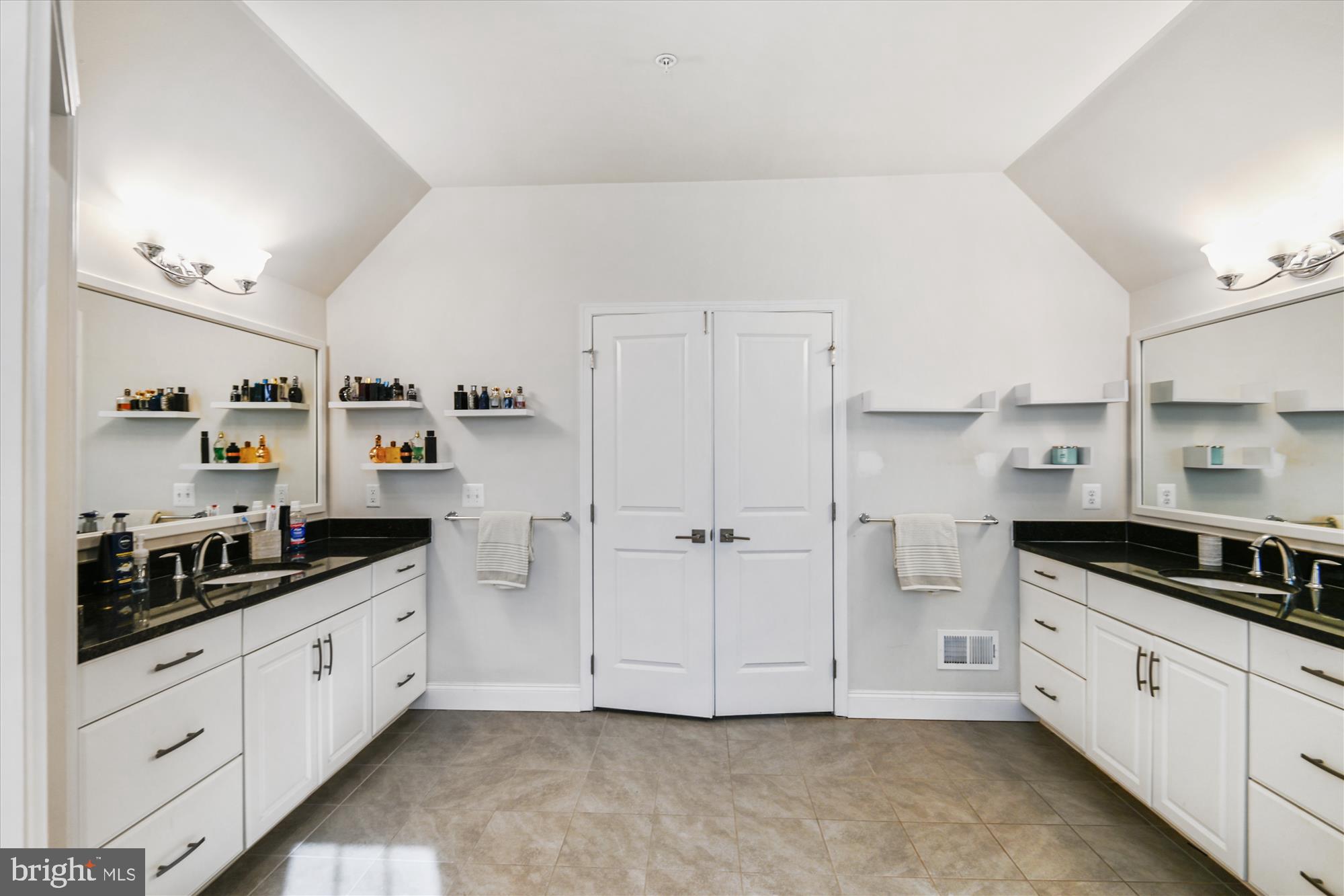 ARUNDEL FOREST - Residential