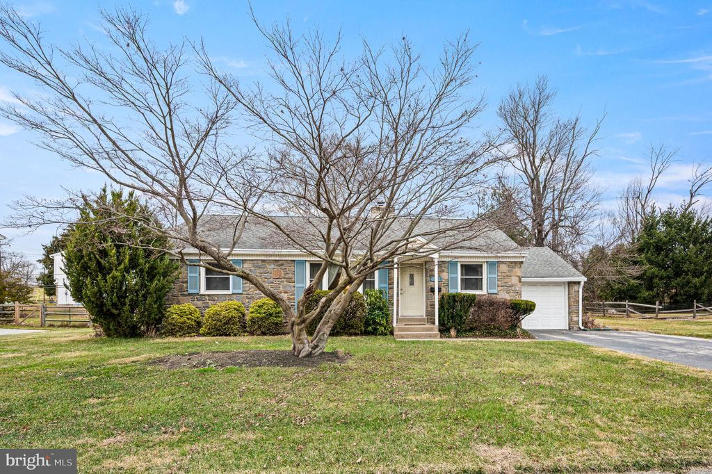 Photo of 2039 Berkley Rd, NORRISTOWN, PA 19403 (MLS # PAMC2162962)