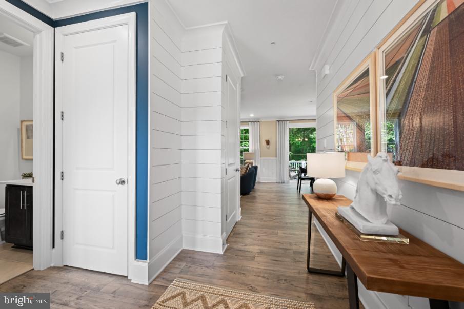 GREENWOOD VILLAGE - Residential