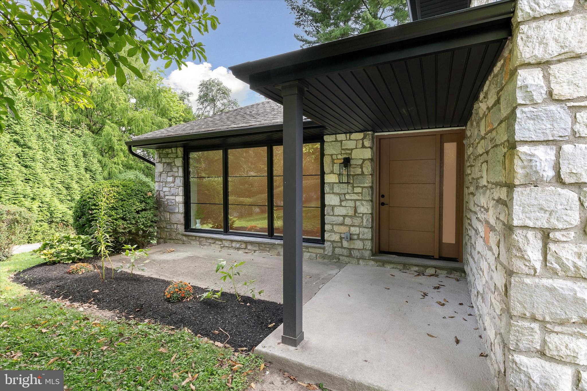 This beautifully fully renovated split level has 4 bedrooms, 4 full bathrooms and a half bathroom. Open concept main living room with a custom kitchen. The kitchen has a massive 12 foot kitchen island with Quartz waterfall edge and shiplap accent complete with Ilve stove and Sub-Zero refrigerator. The entire home has engineered hardwood throughout. The primary suite has a walk in closet and en-suite bathroom with double sink and oversized shower. California closets designed and installed the built-in mudroom and primary walk-in closet. Large backyard at the end of a quiet cul de sac. New deck was built and installed. All new electric, plumbing, HVAC and finishes.