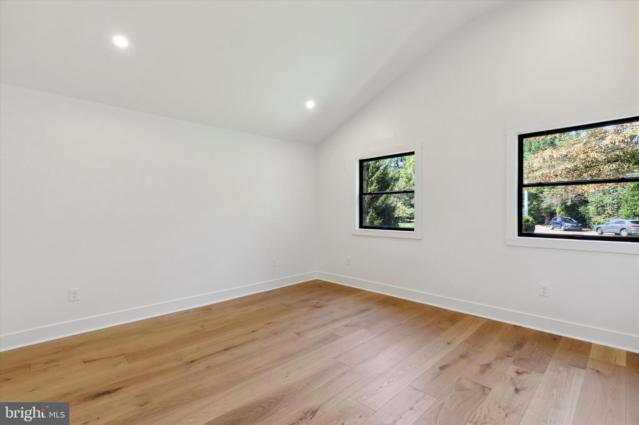 MERION STATION - Residential