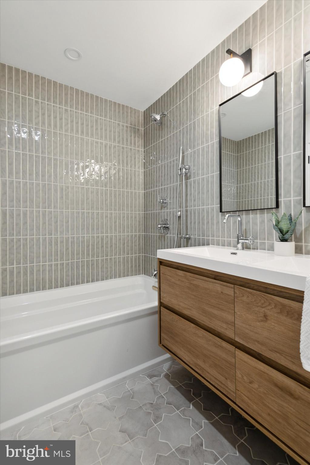 MERION STATION - Residential