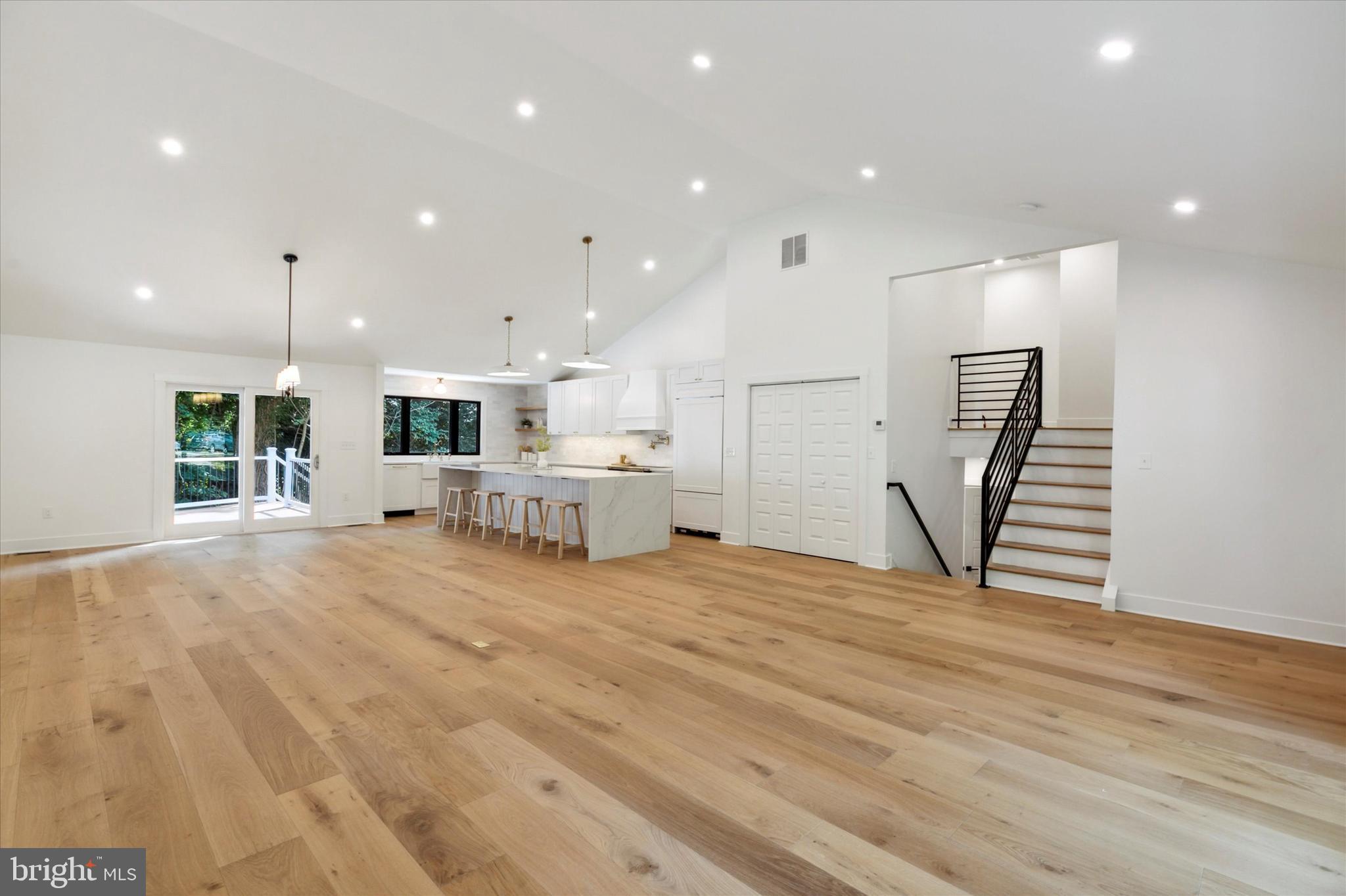 MERION STATION - Residential