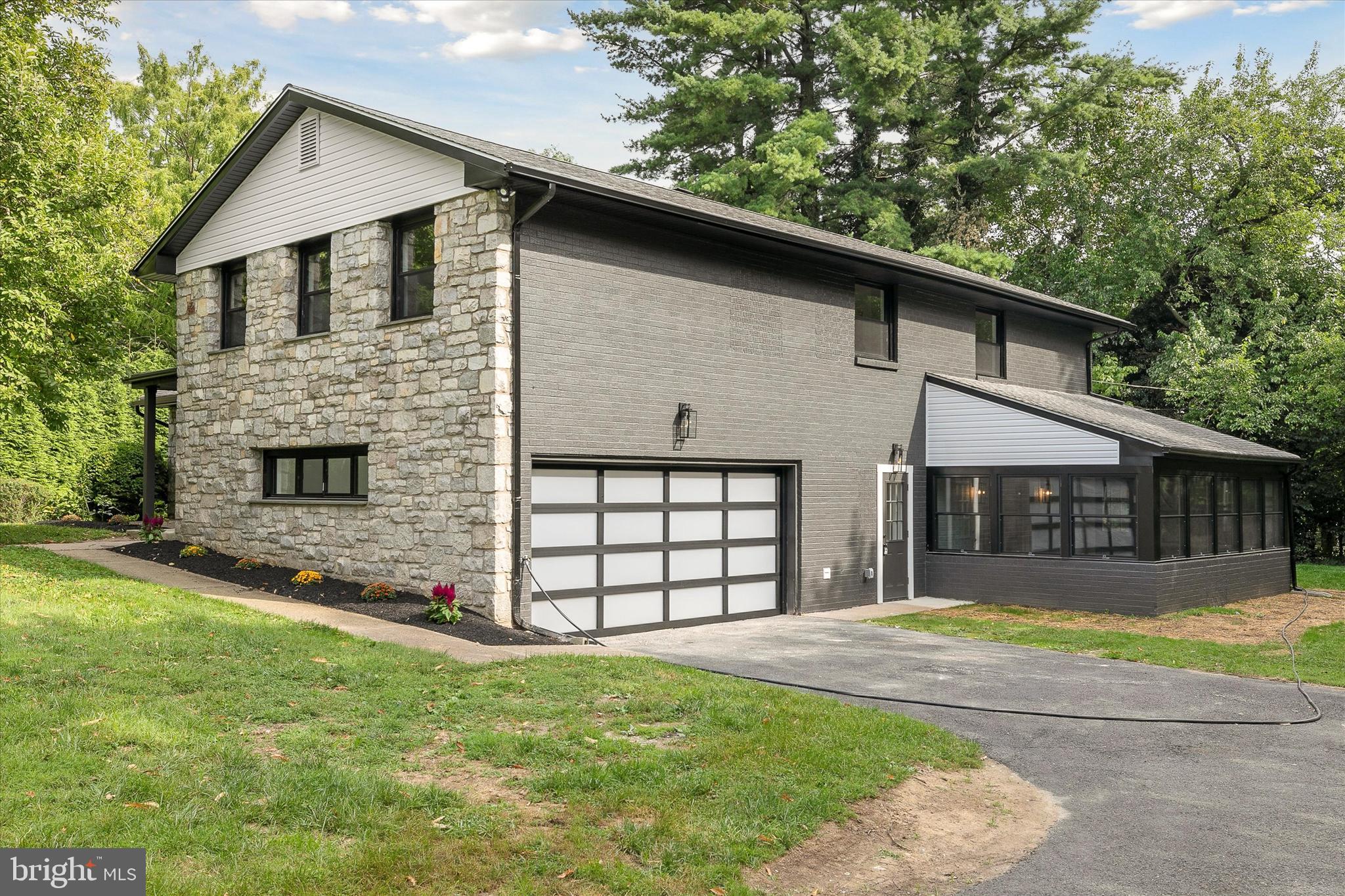 MERION STATION - Residential