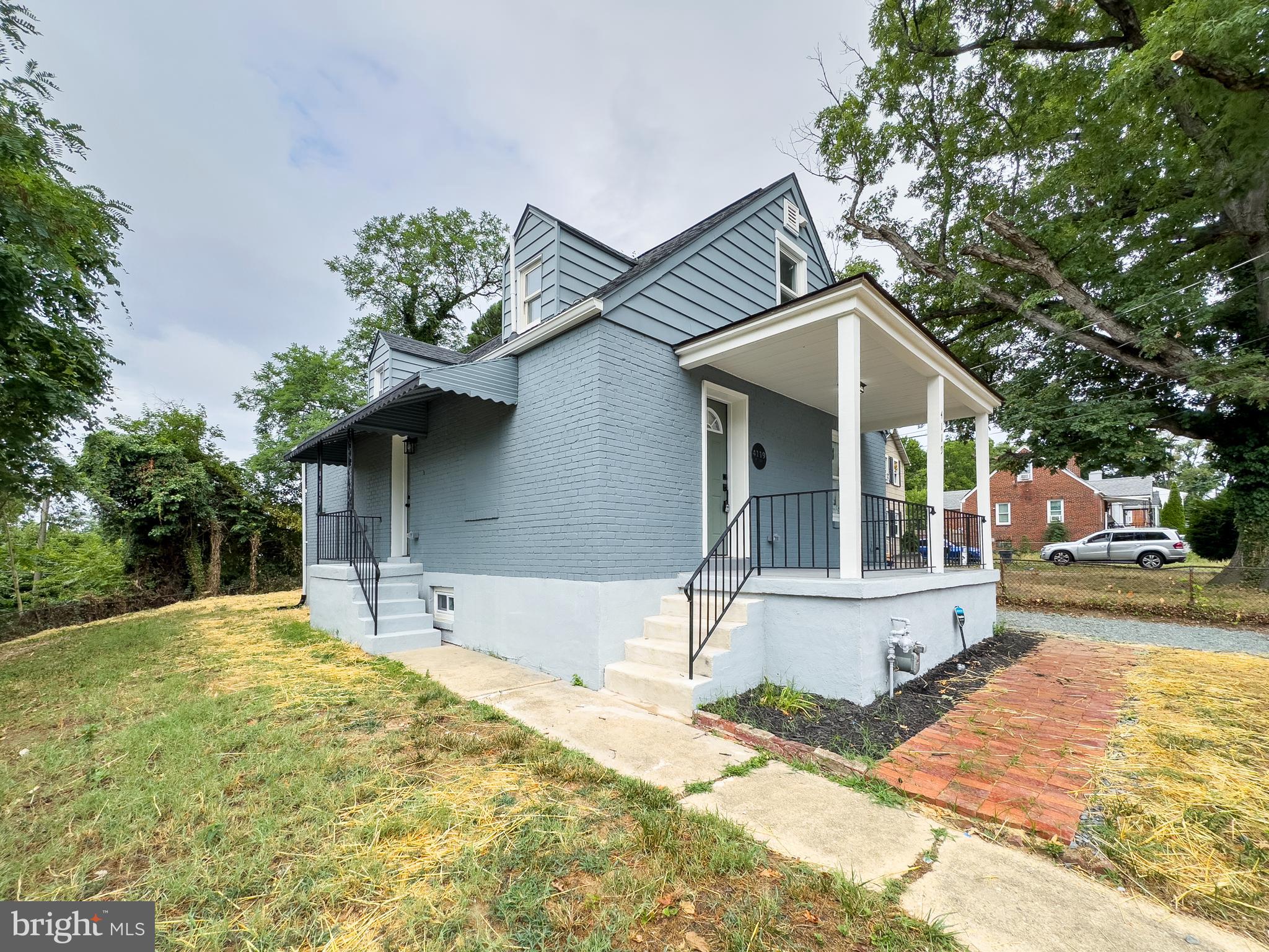 CORAL HILLS - Residential