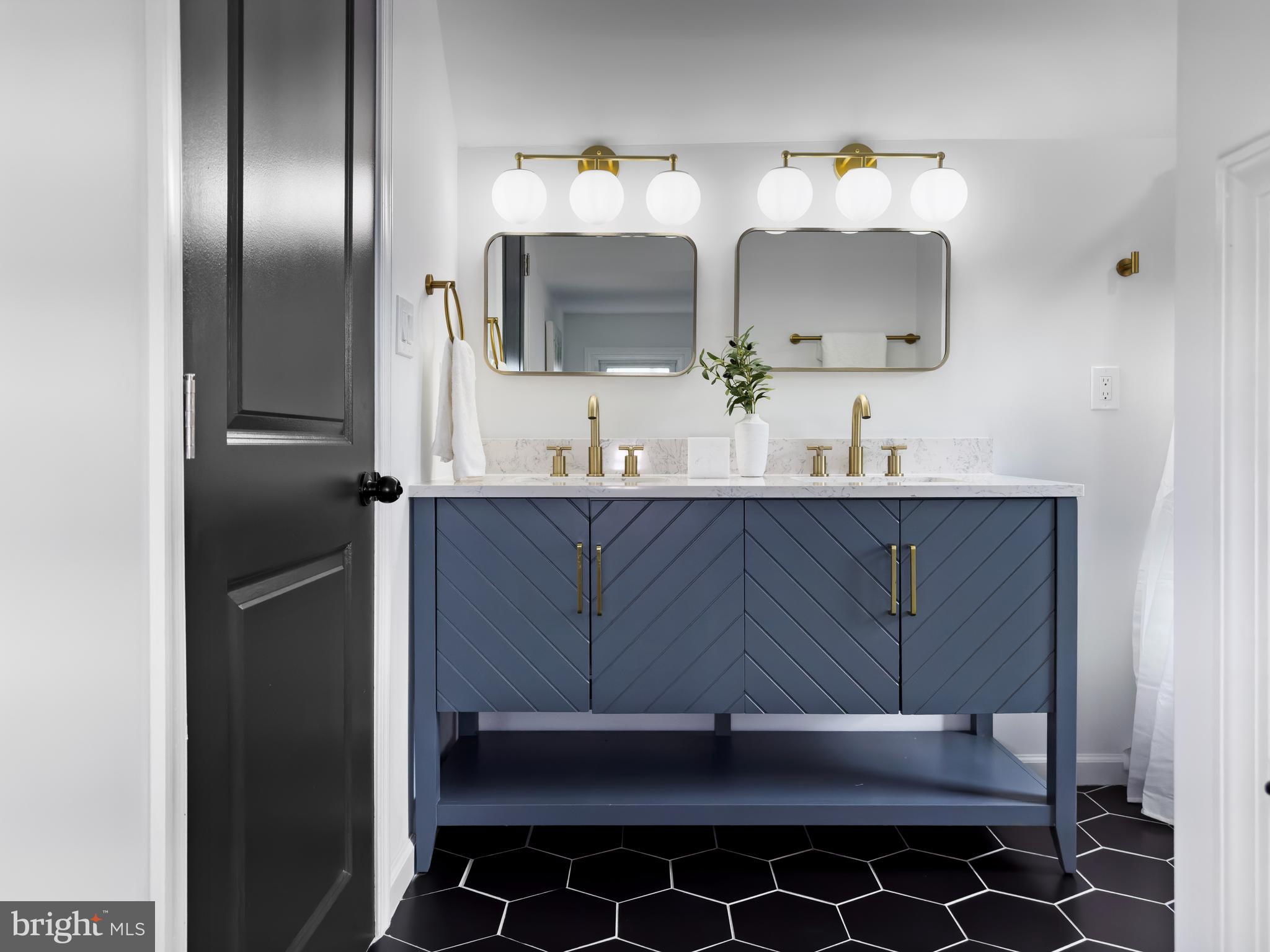 CORAL HILLS - Residential