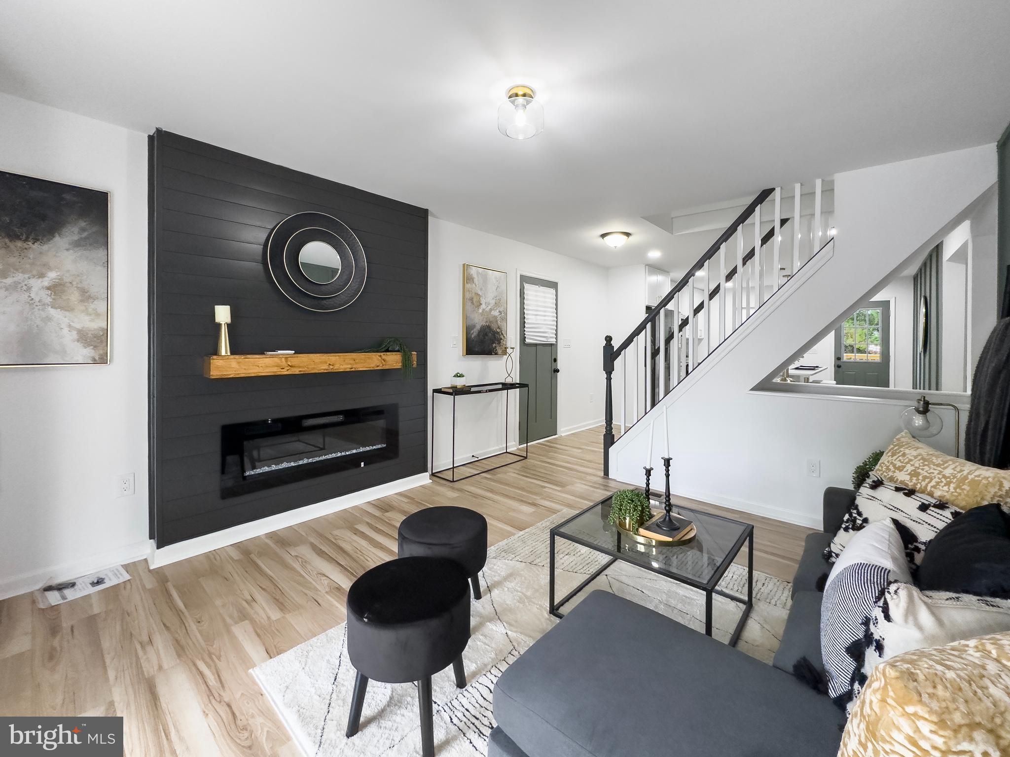 CORAL HILLS - Residential