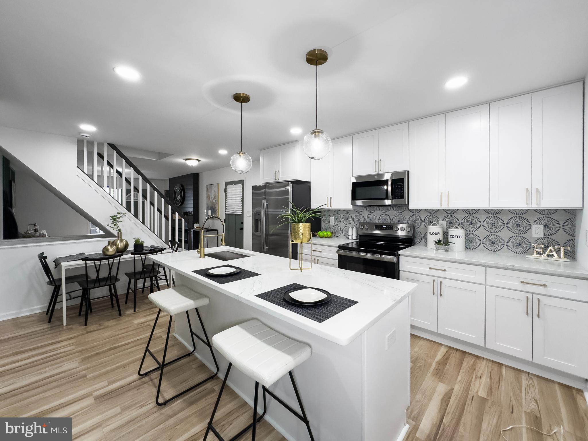 CORAL HILLS - Residential