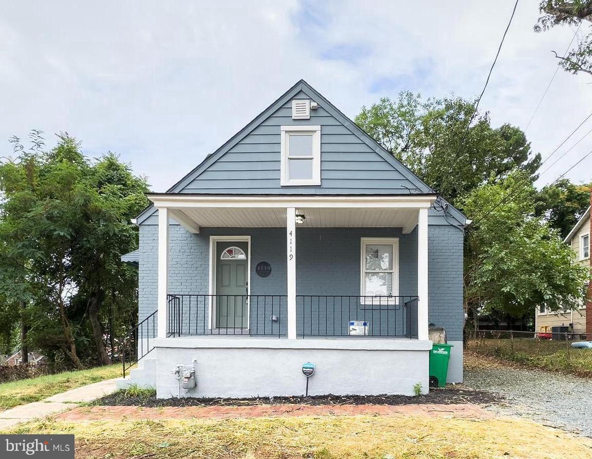 CORAL HILLS - Residential