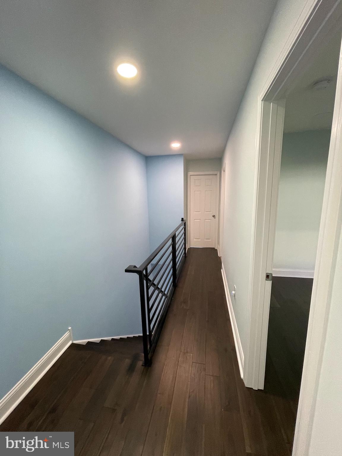 EAST FALLS - Residential