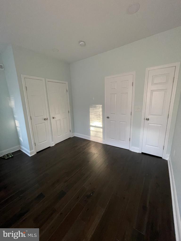 EAST FALLS - Residential