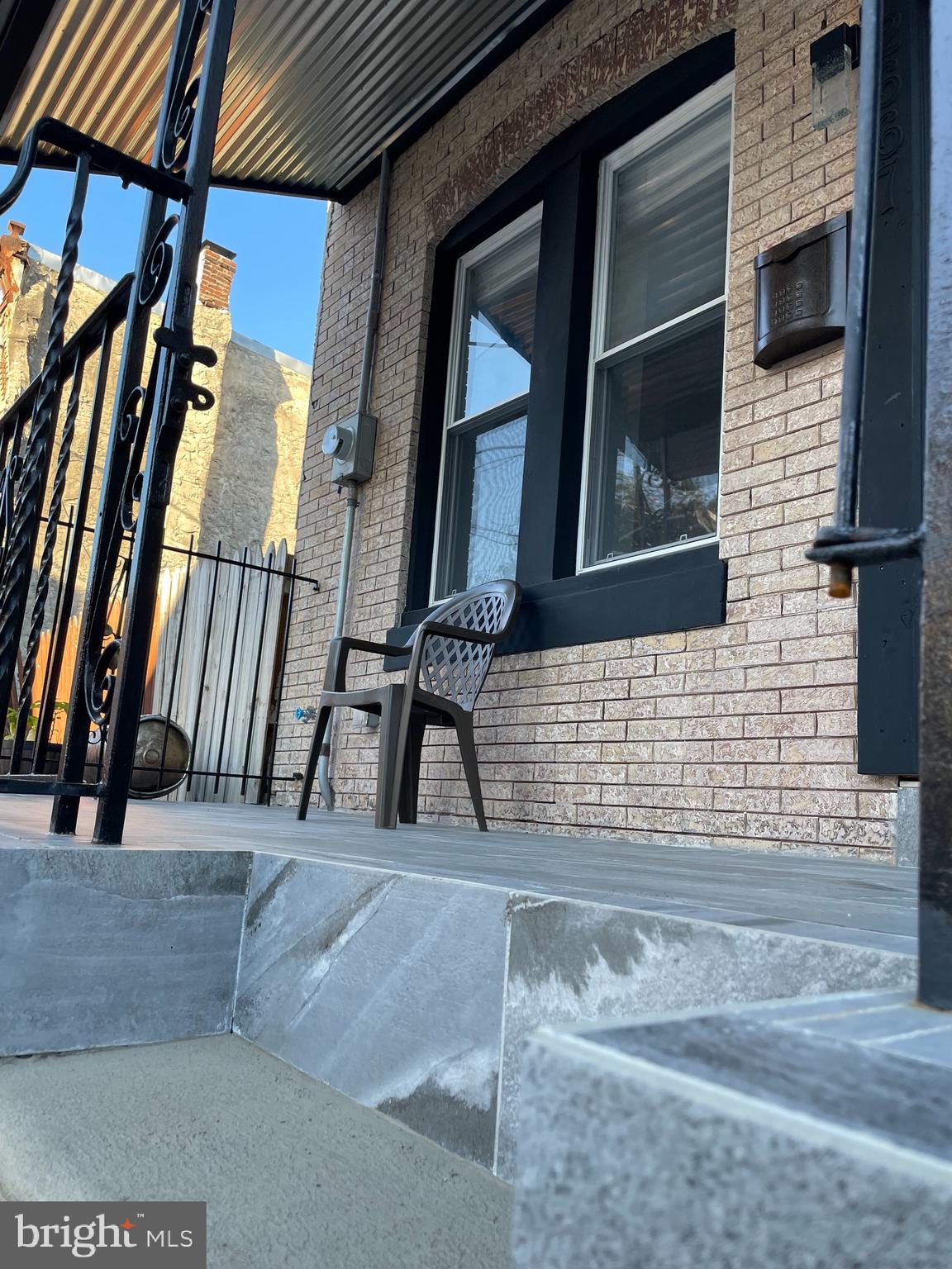 EAST FALLS - Residential