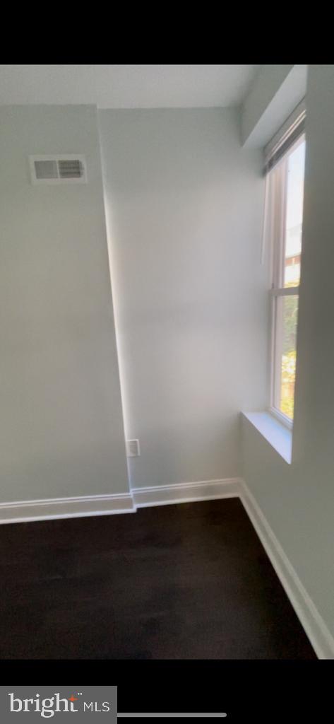 EAST FALLS - Residential